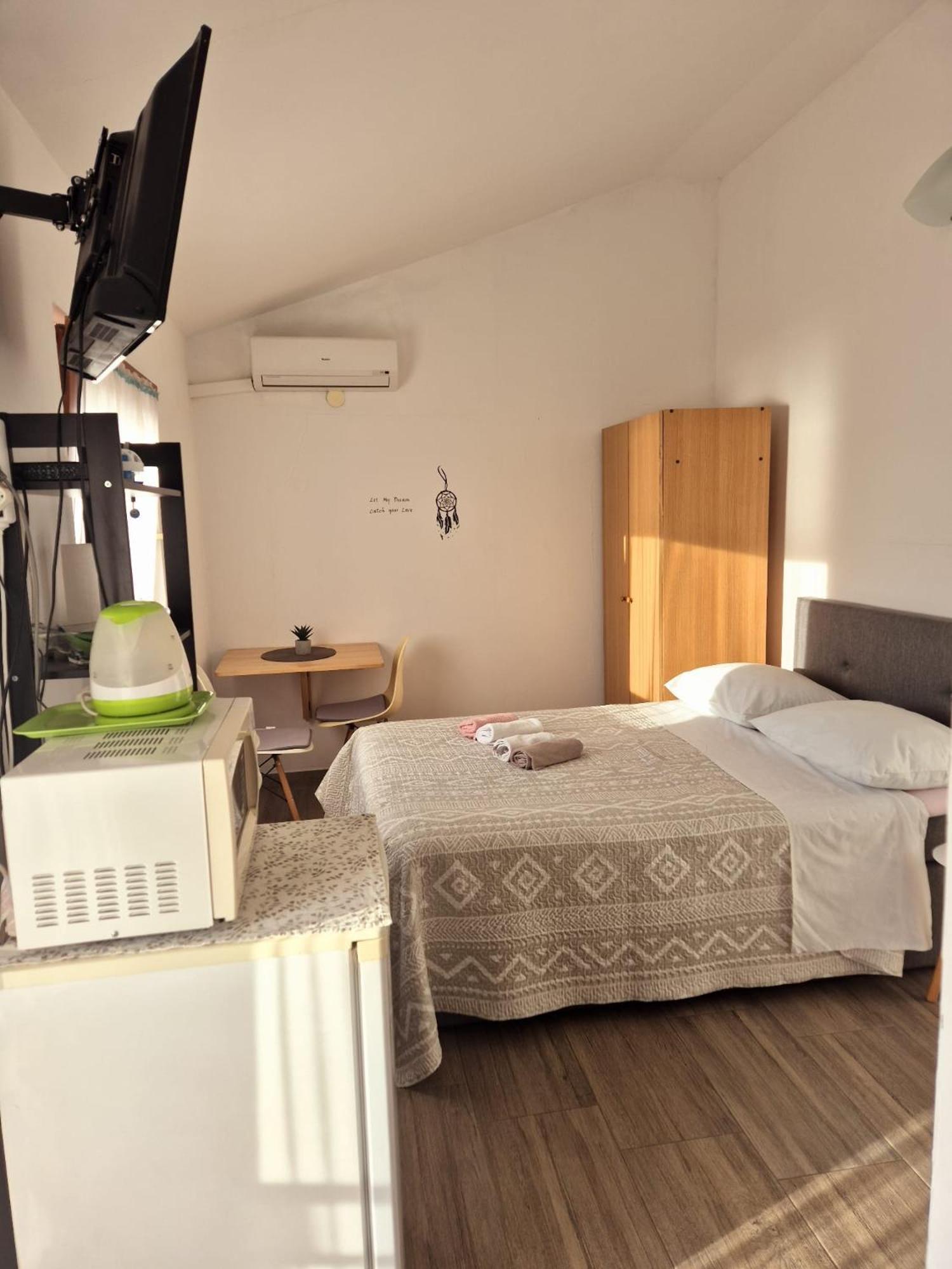 Apartments Bele Maslenica Εξωτερικό φωτογραφία