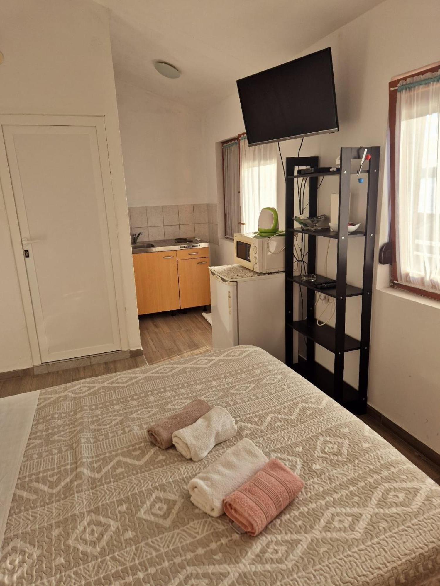 Apartments Bele Maslenica Εξωτερικό φωτογραφία